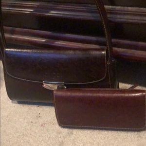 Gucci purse with wallet